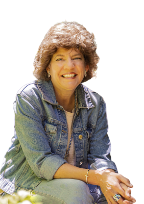 Shadia no background seated LoRes